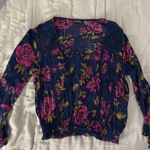 Blue floral crop top